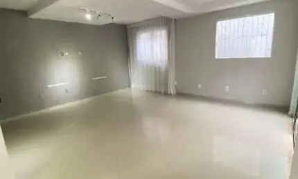 Casa duplex solta 2/4, suite e varanda - Lauro de Freitas