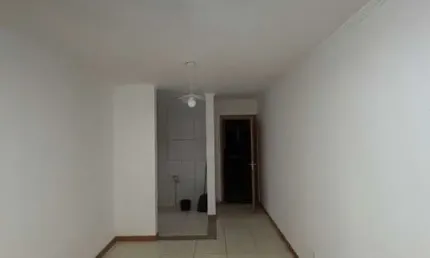 Apartamento, 2/4, suíte e varanda - Buraquinho, Lauro de Freitas