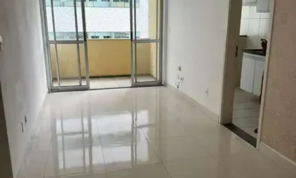 Apartamento com 2 quartos para alugar na Avenida Santos Dumont, 12, Centro, Lauro de Freitas