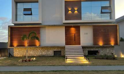 Belíssima Casa Condomínio Alphaville -Natal RN (Catuana)
