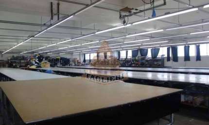 PRÉDIO 12 vagas externas; além de 60 vagas no subsolo; • 8730m2