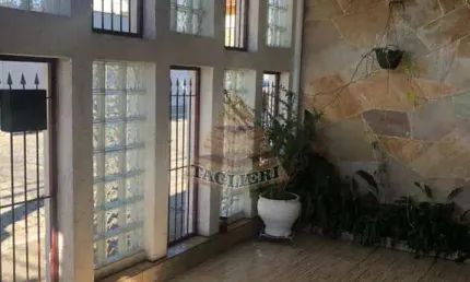 Sobrado de esquina -4 dormitórios ao lado do metro carrão 190m² - Tatuapé