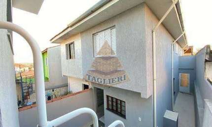 Sobrado semi geminado,3 dormiórios,1suite, com edicula,2vagas cobertas.