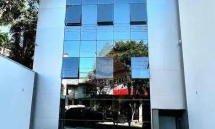 Prédio comercial novo com 15 salas, elevador 3 andares no Tatuapé com 418m2