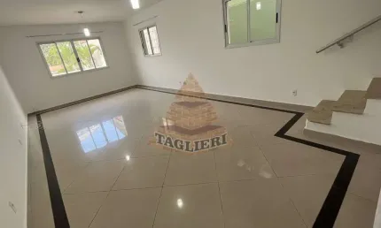 VENDE-SE CASA NA VILA FORMOSA EM CONDOMÍNIO FECHADO
