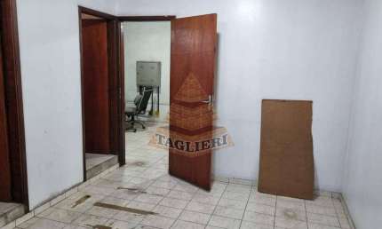 ALUGA-SE OU VENDE-SE PRÉDIO COMERCIAL COM 03 ANDARES C/RENDA