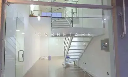 Sala comercial à venda no São Lourenço, Curitiba , 55 m2 por R$ 360.000