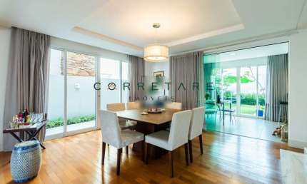 Casa com 4 quartos à venda na Rua Hermenegildo Luca, São Braz, Curitiba, 240 m2 por R$ 2.600.000