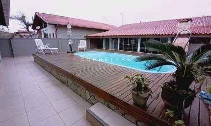 Casa com 5 quartos à venda na Barra do Sai, Itapoá , 10 m2 por R$ 890.000