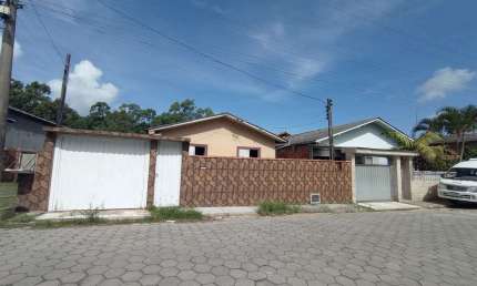 Casa com 2 quartos à venda no Mato Alto, Laguna  por R$ 280.000