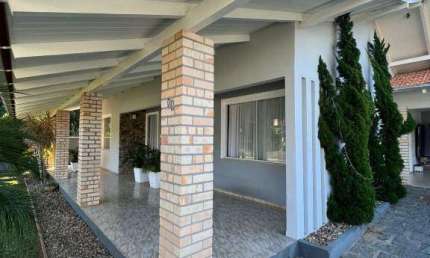 Casa com 3 quartos à venda na Rua Anita Garibaldi, Centro, Pomerode, 224 m2 por R$ 1.100.000