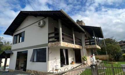 Casa com 4 quartos à venda na Rua Augusto Krueger, Testo Rega, Pomerode, 258 m2 por R$ 1.100.000