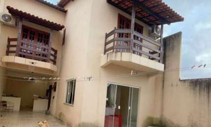 Casa com 3 quartos à venda na Rua Argentina, 25, Jardim América, Itaguaí, 133 m2 por R$ 450.000