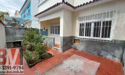 Casa com 2 quartos à venda na Rua Pedro da Veiga, Jardim América, Rio de Janeiro, 80 m2 por R$ 260.000