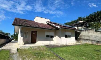 Casa com 2 quartos à venda na Rua Curt Brandes, Centro, Pomerode, 140 m2 por R$ 1.100.000