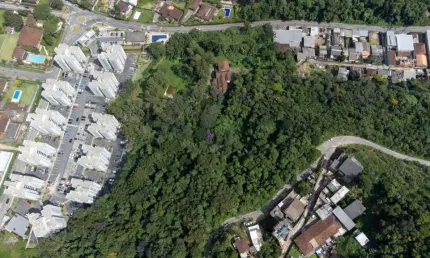 Terreno à venda no Independência, Petrópolis  por R$ 1.950.000