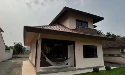 Casa com 3 quartos à venda no Centro, Pomerode , 435 m2 por R$ 869.000