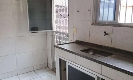 Casa com 2 quartos à venda na Rua Eulina, 71, Coelho da Rocha, São João de Meriti, 100 m2 por R$ 135.000