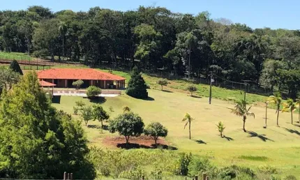 Chácara / sítio à venda na Zona Rural, Arandu  por R$ 2.000.000