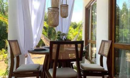 Casa em condomínio fechado com 3 quartos à venda no Imbassai, Mata de São João , 120 m2 por R$ 910.000