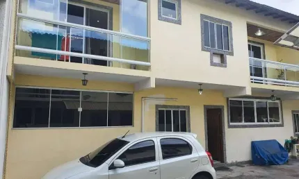 Casa em condomínio fechado com 2 quartos à venda em marechal hermes, rio de janeiro , 68 m2 por r$ 320.000
