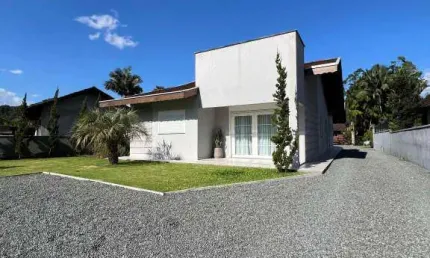 Casa com 4 quartos à venda no Ribeirão Areia, Pomerode , 258 m2 por R$ 1.960.000