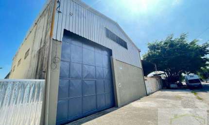 Barracão / Galpão / Depósito para alugar na Rua Barão do Rio Branco, 28, Parque Uruguaiana, Duque de Caxias, 528 m2 por R$ 5.500