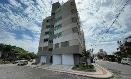 Apartamento com 3 quartos à venda no Mar Grosso, Laguna  por R$ 560.000