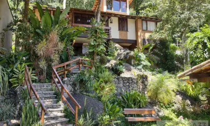 Casa com 3 quartos à venda na rua a, 131, itaipuaçú, maricá, 205 m2 por r$ 1.600.000