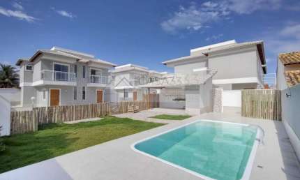 Casa com 2 quartos para alugar na Rua Capitão Benjamin Constant Keller, 28, Barroco (Itaipuaçu), Maricá, 81 m2 por R$ 2.800
