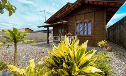 Casa com 3 quartos à venda na Rua Vicente de Carvalho, 192, Centro, Balneário Barra do Sul, 110 m2 por R$ 350.000