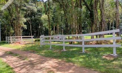 Chácara / sítio à venda na Estrada da Guapiara, Areia Branca dos Assis, Mandirituba, 3025 m2 por R$ 160.000
