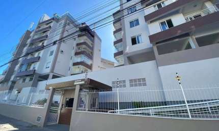 Apartamento com 2 quartos à venda no Capoeiras, Florianópolis , 60 m2 por R$ 450.000