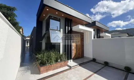 Casa com 3 quartos à venda na Rua São José, 54, Praia de Itaipuaçu (Itaipuaçu), Maricá, 109 m2 por R$ 684.000