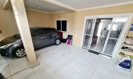 Casa com 4 quartos à venda em Jaguaré, São Paulo  por R$ 350.000