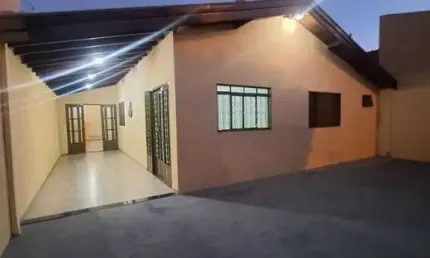 Casa com 3 quartos à venda na Vila Dirce, Carapicuíba  por R$ 265.000