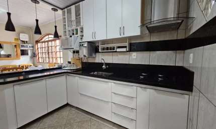 Casa com 3 quartos à venda no Jardim Gabriela I, Jandira  por R$ 270.000