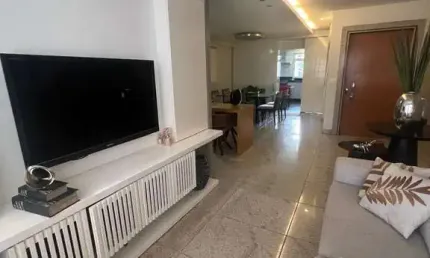 Apartamento com 4 quartos à venda na Santa Efigênia, Belo Horizonte  por R$ 1.610.000