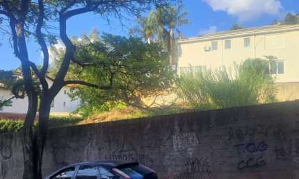 Terreno à venda em Mangabeiras, Belo Horizonte  por R$ 1.400.000