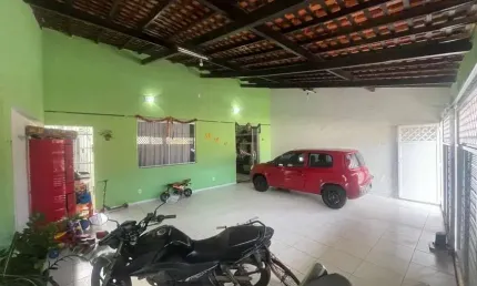 Casa com 3 quartos à venda no Metalúrgicos, Osasco  por R$ 290.000
