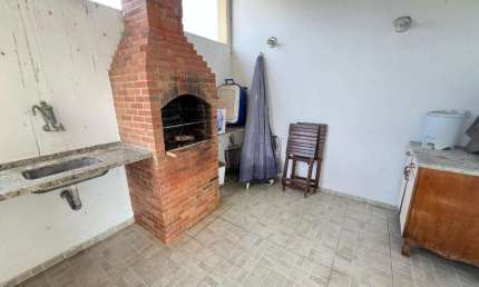 Casa em condomínio fechado com 3 quartos à venda na Taquara, Rio de Janeiro  por R$ 400.000