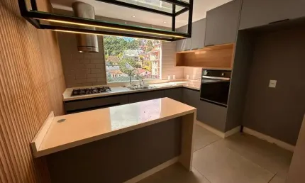 Cobertura com 3 quartos à venda no Centro, Nova Friburgo , 180 m2 por R$ 692.000