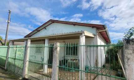 Casa com 3 quartos à venda em Portinho, Laguna  por R$ 400.000