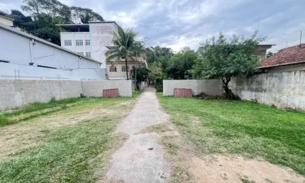 Casa com 10 quartos à venda no Tanque, Rio de Janeiro  por R$ 1.600.000