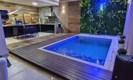 Casa com 3 quartos à venda em Bangu, Rio de Janeiro , 250 m2 por R$ 670.000