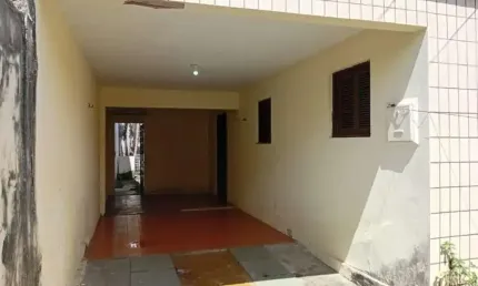 Casa com 3 quartos à venda no Jardim Roberto, Osasco  por R$ 290.000