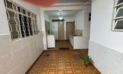 Casa com 3 quartos à venda no Chora Menino, São Paulo  por R$ 270.000