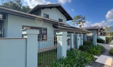 Casa com 3 quartos à venda no Centro, Pomerode  por R$ 1.850.000