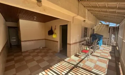 Casa com 3 quartos à venda no Jardim Soares, São Paulo  por R$ 290.000