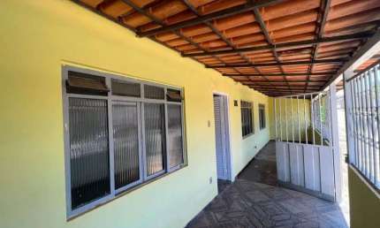 Casa com 3 quartos à venda na Vila Menck, Osasco  por R$ 260.000